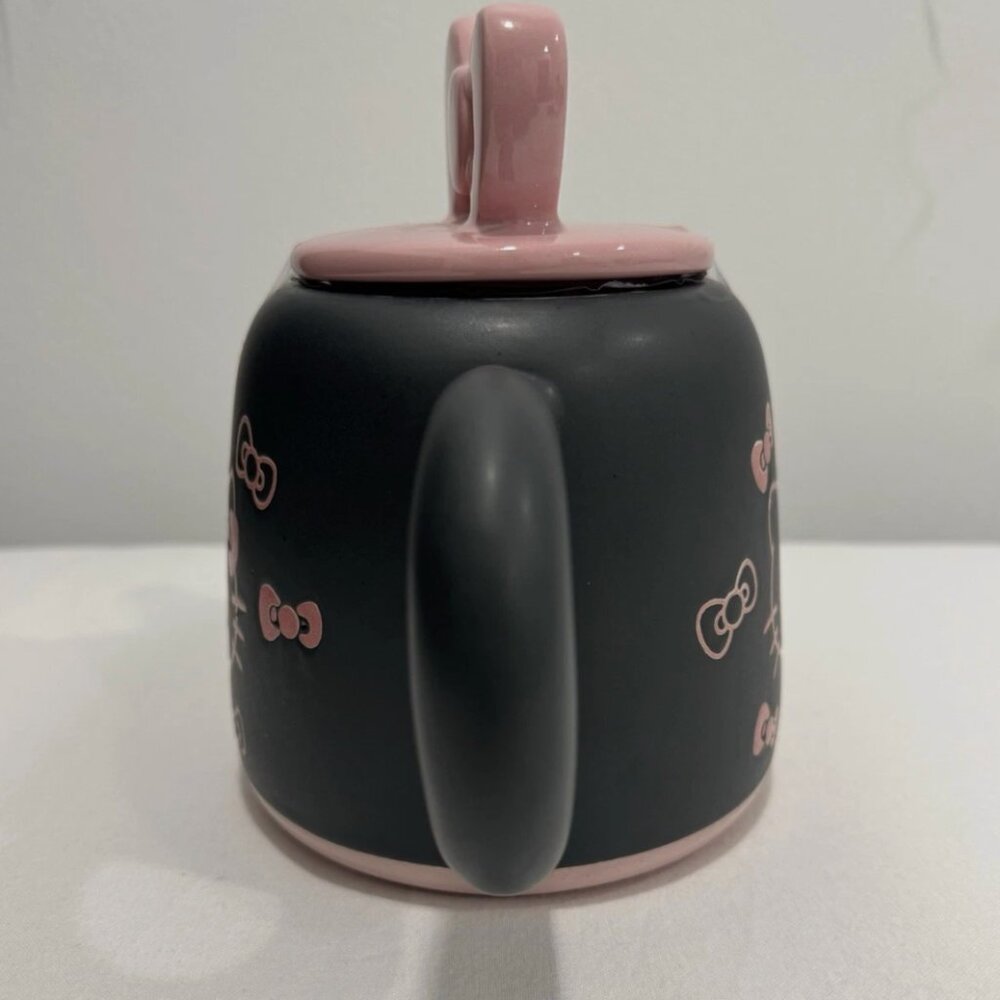 NEW TEAPOT Rare Hello Kitty Lets Go Summer 2025 BLUES CLAYWORKS SANRIO BlackPink - Picture 2 of 6